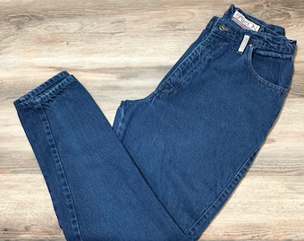 Vintage SASSON-jeans met hoge taille uit de jaren 80: denim met donkere wassing, taps toelopende pijpen