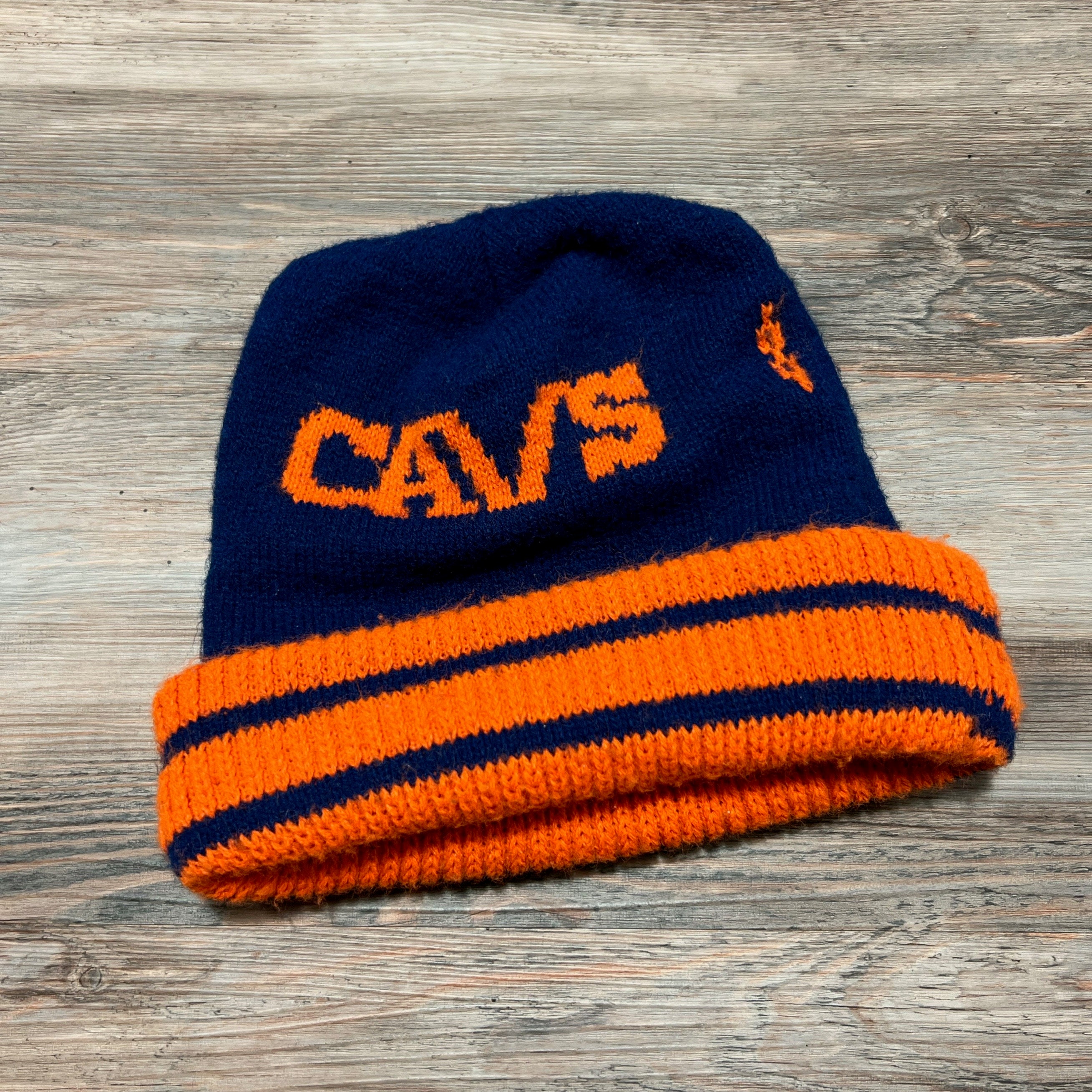 Fan Favorite Cleveland Cavaliers Winter Pom Hat NWT Knit Cavs NBA Basketball