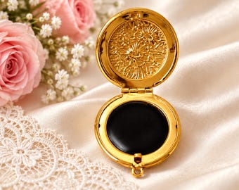 Schwarzer Creme-Eyeliner in einem goldfarbenen Medaillon, handgefertigt