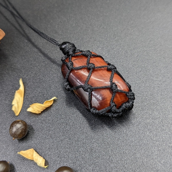 Red Tiger Eye Stone, Necklace for men, for women, bull's eye natural gemstone, Shamanic healing energy, Reiki root chakra, Power, Confodence