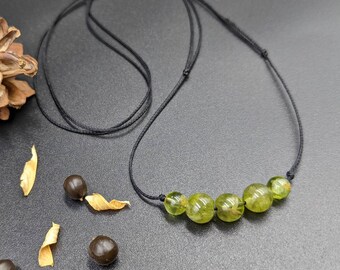 Peridot Necklace, Dainty Choker, Delicate Beaded Pendant Heart Chakra,Love and Balance,Spiritual Growth, connecting with the Divine, Natural