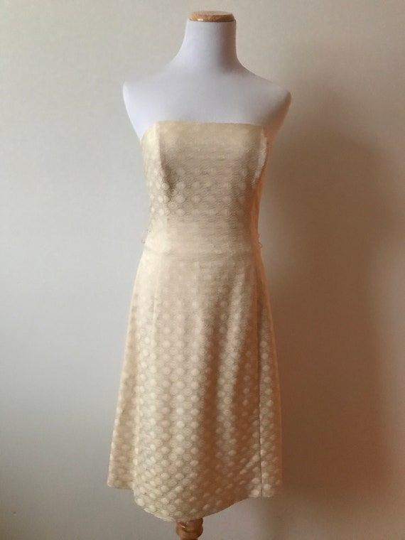 White House Black Market Strapless Boned Cream Dre