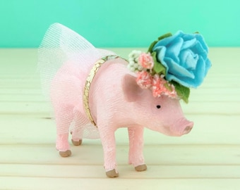 Piglet Cake Topper/Farm Party Cake/Farm Animal Cake Toppers/Party Animals