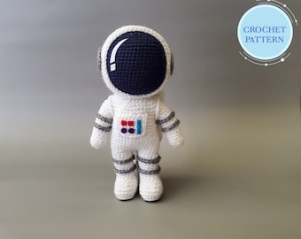 Astronaut Spaceman Cosmonaut Space traveler Amigurumi Crochet Pattern