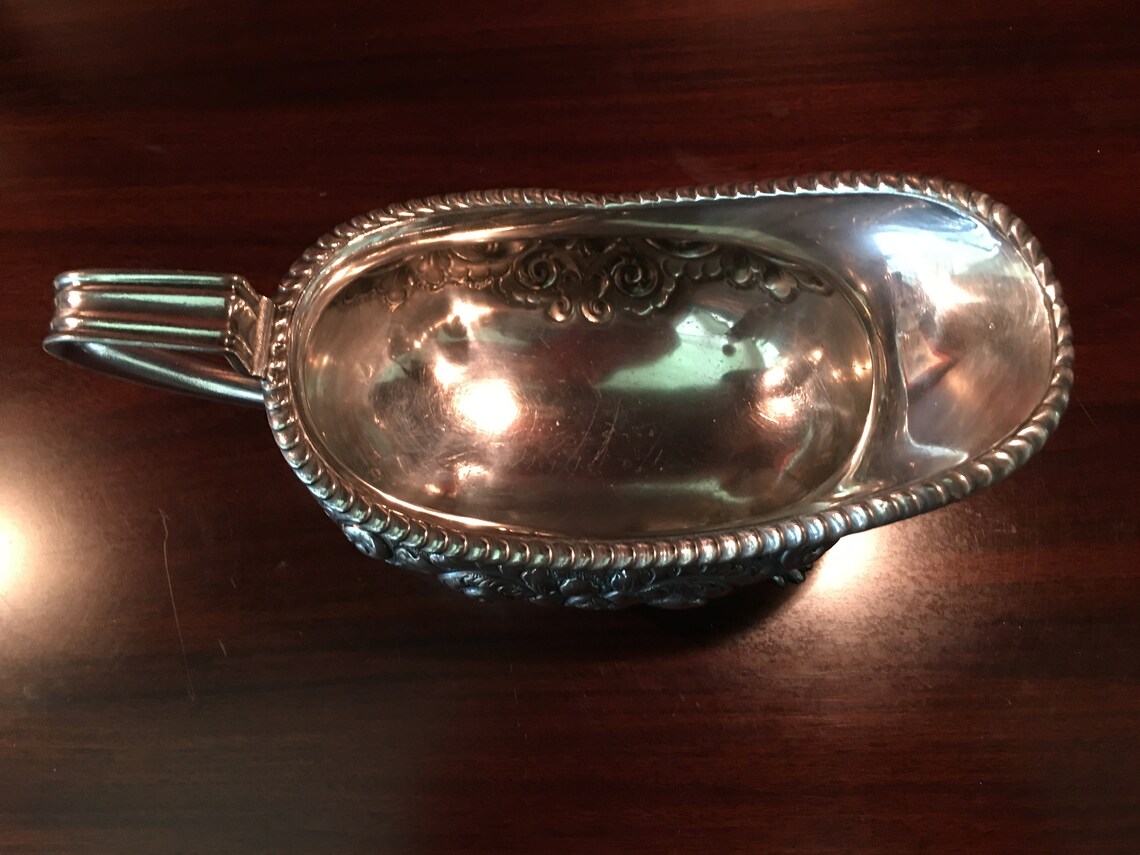 Stunning Meriden Britannia Repoussé Quadruple Plate Silver Etsy