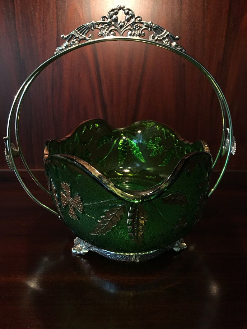 SAVE 20/% Beautiful Delaware Early American Pressed Glass with Warren Quadruple Plate Silver Fruit Basket Circa 1899