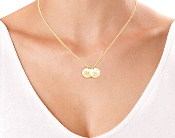 Initial Necklace, Gold Disc Necklace, Monogram Necklace, Personalized Necklace, Mom Jewelry, Personalized Gift, Bridesmaid Gift