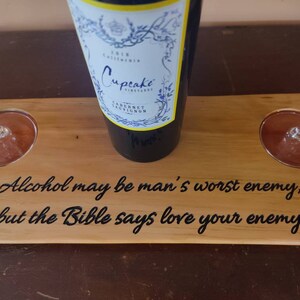 Engraved Swiss Pear Wood Wine Tasting Flight: Elegant Serving Tray for Connoisseurs & Celebrations