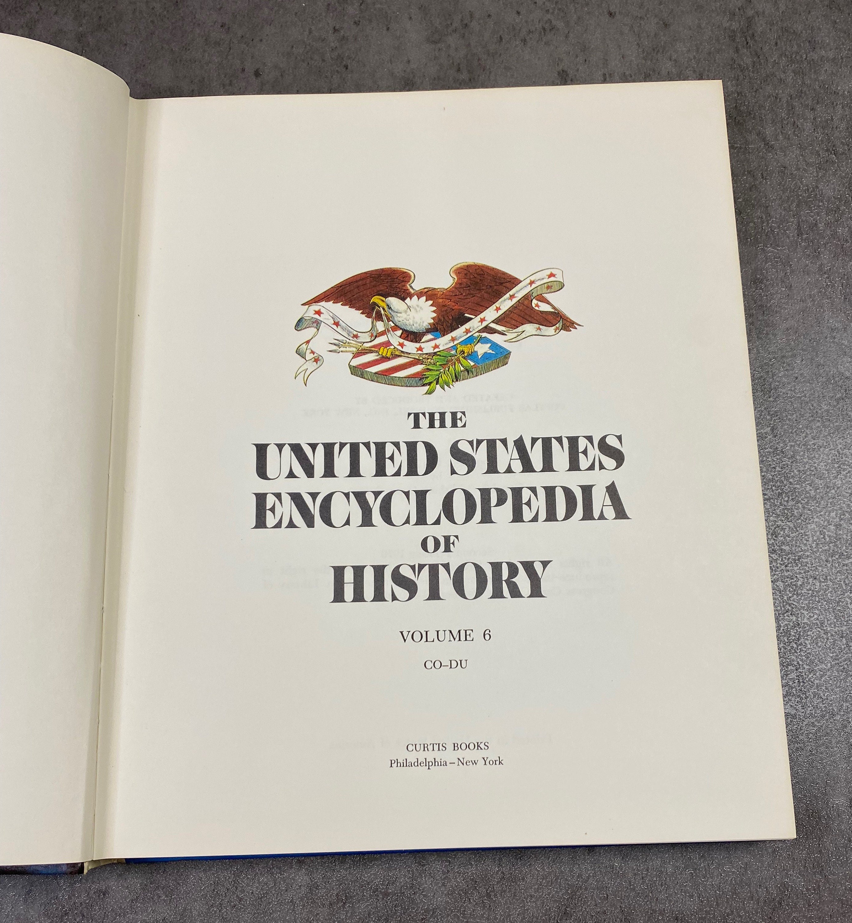 古書 1970年代の性に関するビンテージ本（英語）2冊セット