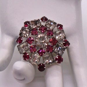 Exblue vrouwen broche, mode legering bloem elegante strass pin knop broche voor kleding jurk decoratie sieraden