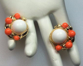 Vintage Gold Tone White Cabochon with Orange Beads Clip Earrings Designer Signed Crown Trifari