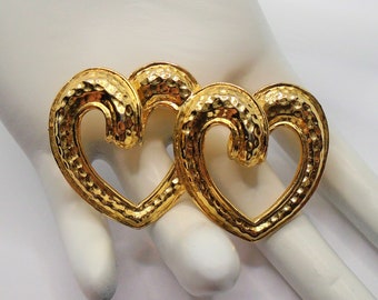 Vintage Detailed Gold Tone Double Hearts Pin Brooch