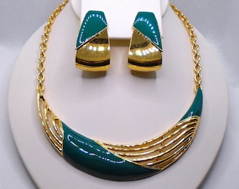 Vintage Polished Gold Tone and Teal Green Enamel Adjustable Necklace and Matching Post J Hoop Earrings Set Designer Signed Monet