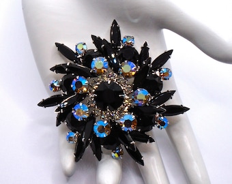 Vintage Silver Tone Jet Black, Smoke and Aurora Borealis Slender Navettes and Chatons Rhinestones Juliana D&E Pin Brooch Delizza and Elster