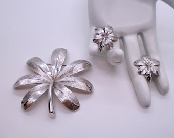 Vintage Signed Pastelli Flower Brooch and Clip Earrings Set