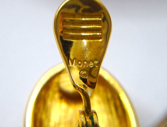 Vintage Polished Gold Tone and Cream Enamel Colla… - image 9