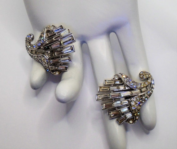 Boucles D'oreilles Vintage Années 1950 - Clips En Corne Marron - Style Rétro