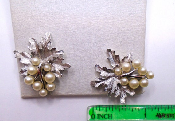 Vintage Textured and Detailed Silver Tone Leaves … - image 6