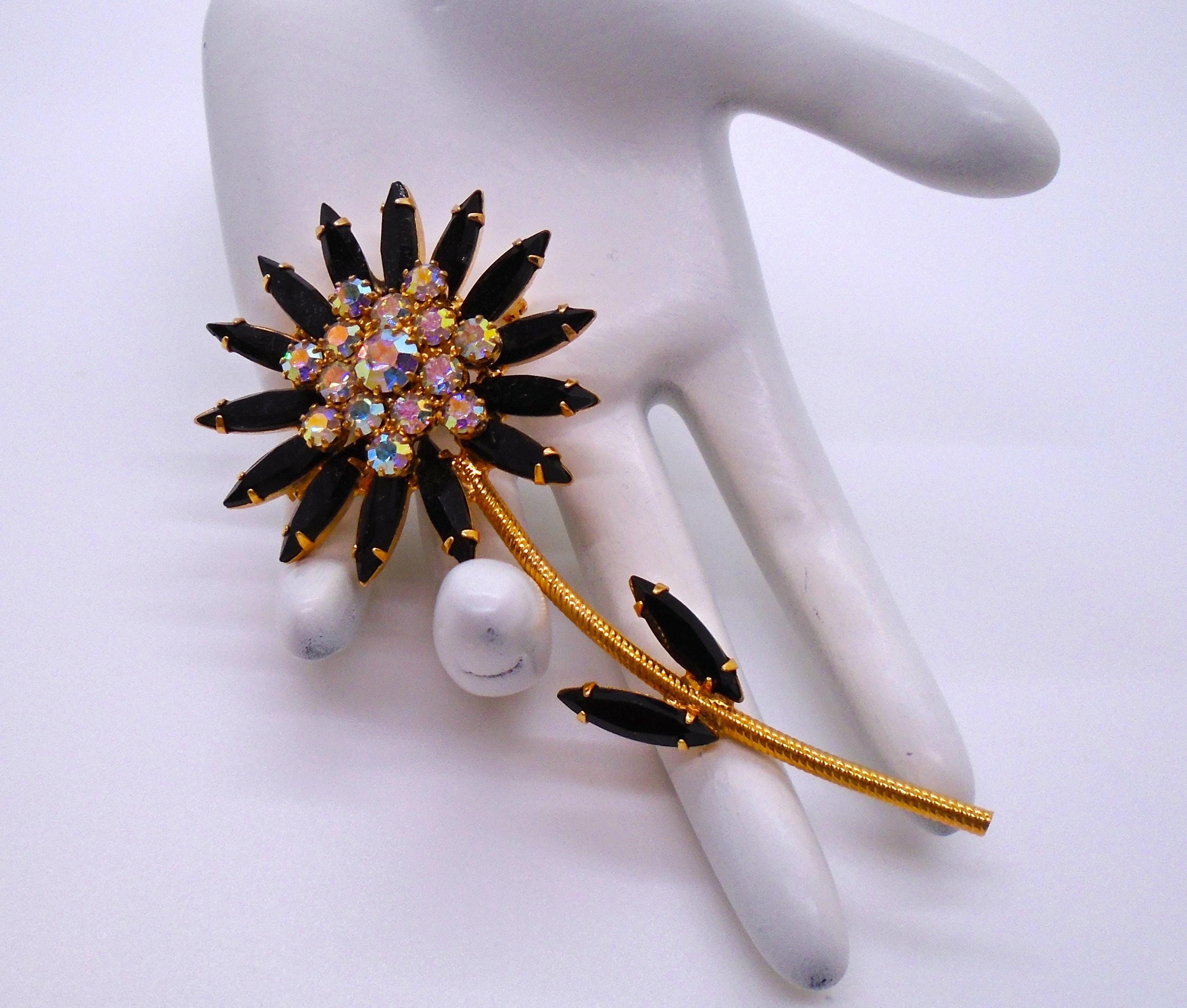 1点物　美品　ロイ.タボラ Jewel of the Night Vintage Gold Tone Flower Brooch: Black Navette & Aurora Borealis