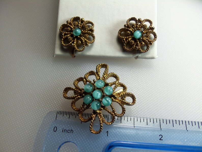 Vintage Antiqued Textured Gold Tone Aqua Blue Faux Moon Stone Pin Brooch and Matching Clip Earrings Set