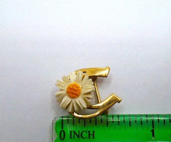 Vintage Yellow Gold Filled Carved Daisy Flower Ho… - image 5
