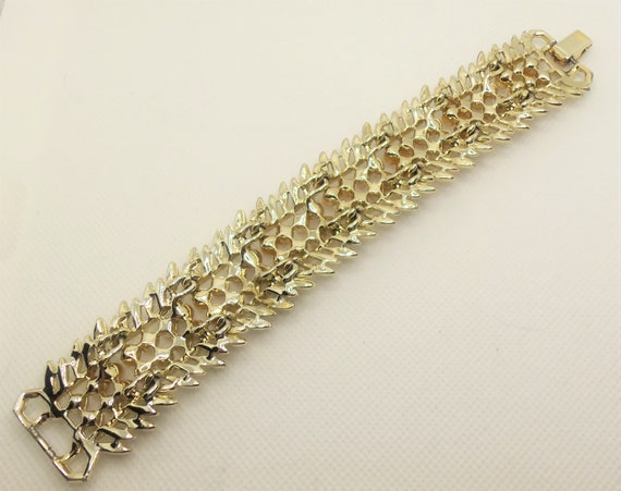 Vintage Textured Gold Tone Detailed Leaves with F… - image 9