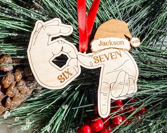 Adorno viral del 67, adorno Six Seven, adorno personalizado, regalo para adolescentes, regalo divertido para adolescentes, regalo para nietos, humor de la Generación Alfa, adorno con meme del 67