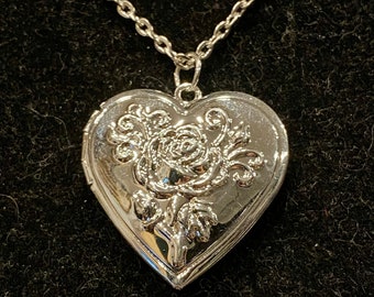 Silver, rose, heart, 1.5 inch, locket
