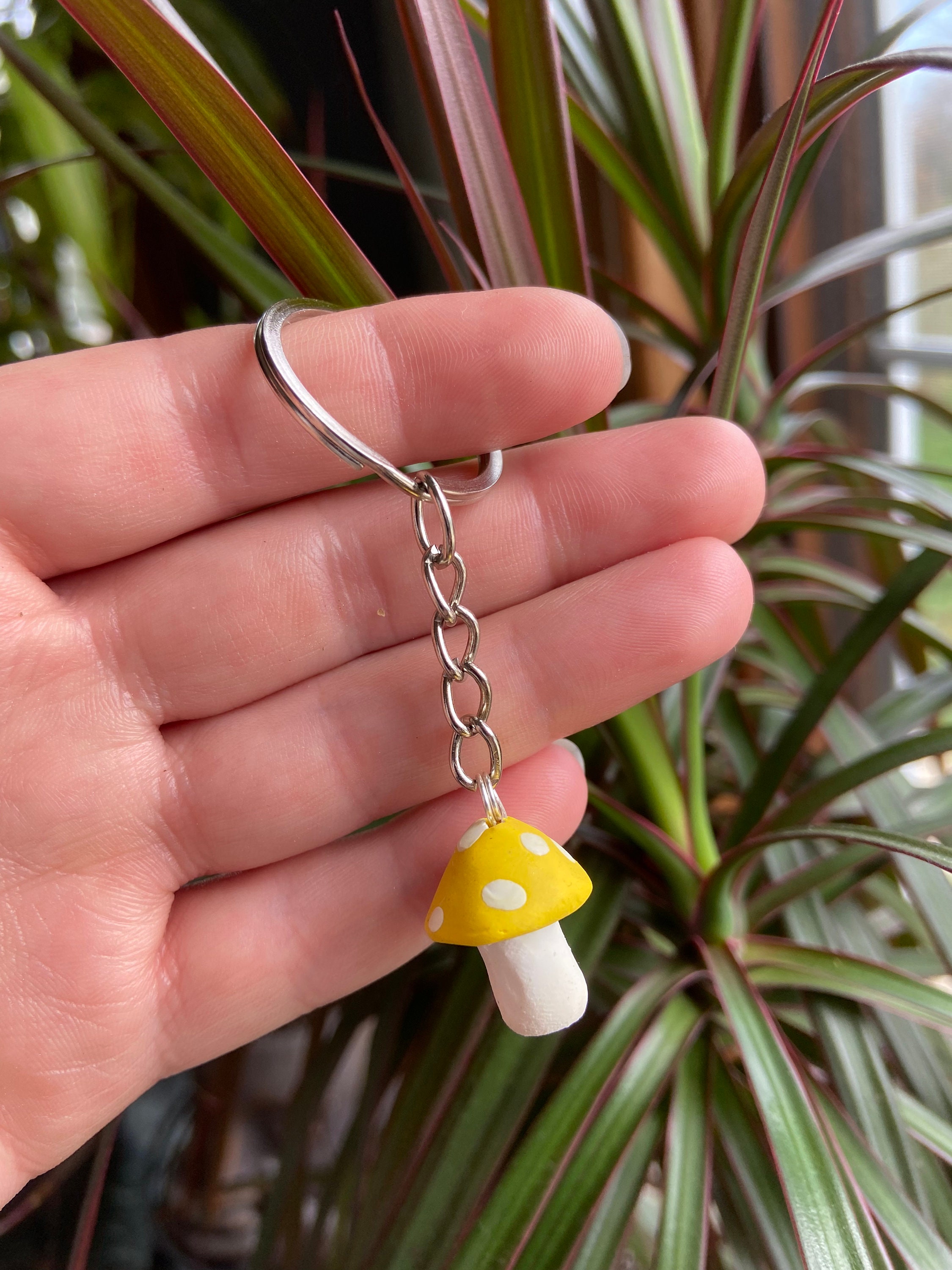 アクセサリーその他 Loewe Mushroom pendant in leather Mushroom charm in classic calfskin Orange - LOEWE
