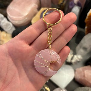 ROSE QUARTZ Moon Key Chain, Crystal Key Chain, Quartz Keyring, Crystal Keychain Gift, Crystal Decor, Crystal Healing, Crystal Collection