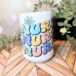 Nurse Mug/ retro Nurse coffee mug/ 15oz mug/ Nurse gift/ FREE SHIP/ daisy nurse