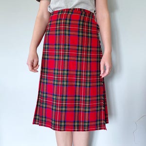 vintage Moffat Weavers Red Tartan Kilt Skirt Pure new wool made in Scotland