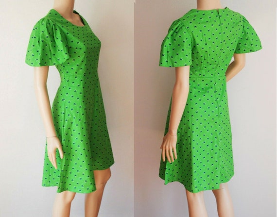 vintage 60's 70's Ditsy Floral print cotton dress