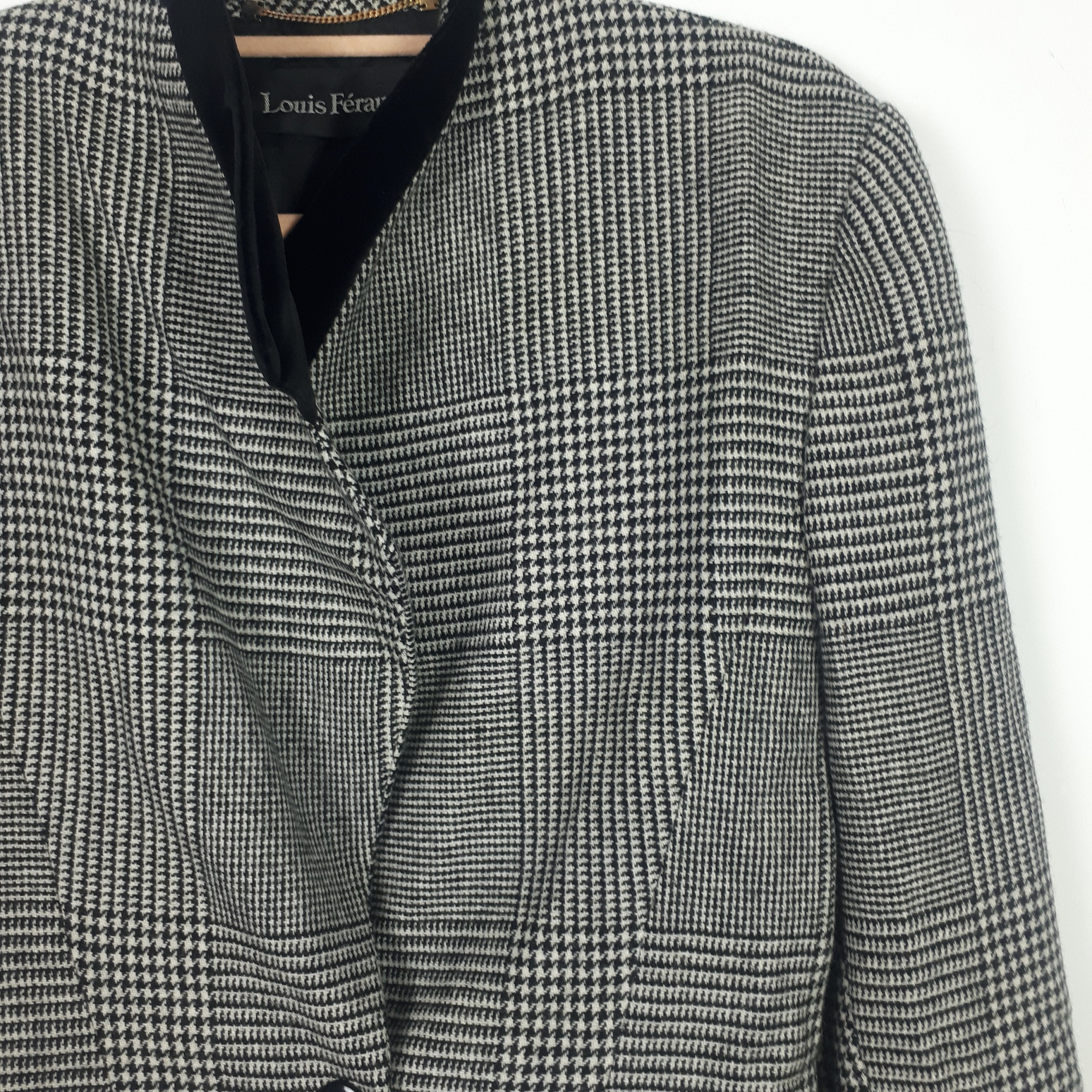 vtgTreasureChest Vintage Louis Feraud Price of Wales Check Tartan Print Wool + Velvet Blazer Jacket S M