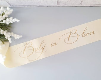 Baby In Bloom Sash~Baby Shower Sash~Mum to Be Sash~Mommy to Be Sash~Maternity Sash~Pregnancy Sash~Unisex Baby Shower Decoration~Mom Sash