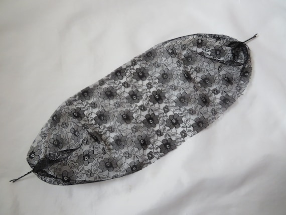 Black Lace Veil - Soft Vintage Retro Boho Birdcage Narrow Bandeau Mask Masquerade - Goth Gothic Bride Wedding Veils - Handmade to Order