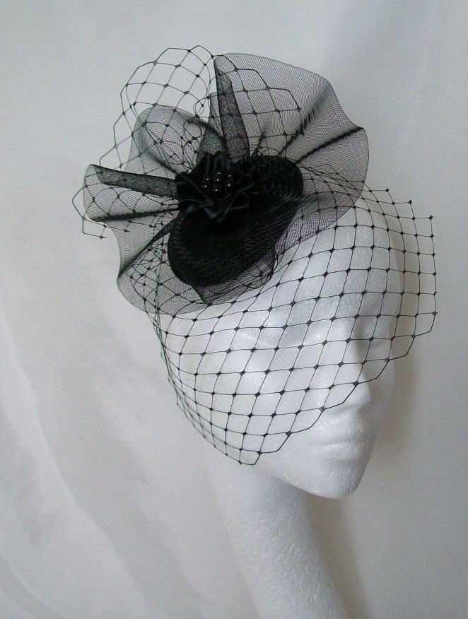Widow hat store veil