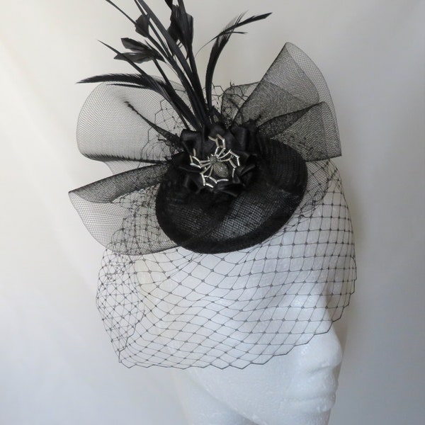 Black Victorian Gothic Spider Hat - Crinoline Fascinator Vintage Veiled Feather Wedding  Goth Spooky Halloween Headpiece - Made to Order