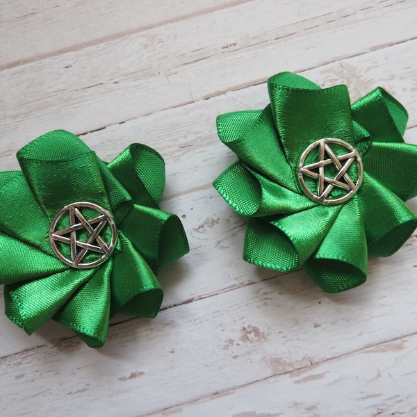 Emerald Green  Pentagram Shoe Clips Small Gothic Charm Satin Ruffle Shoeclips Silver Pentagrams Witch Magic Halloween Gifts- Made to Order