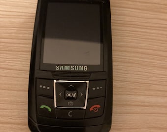 Samsung e250 phone - charge and battery not included