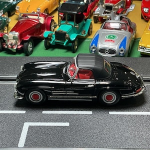 Corgi DieCast 1/43 Black Mercedes Benz 300 Roadster Soft Top