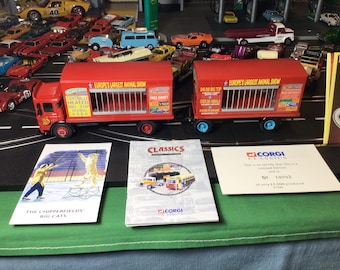 Corgi Chipperfields Circus AEC Cage Truck & Trailer Die-Cast 1:43 Scale