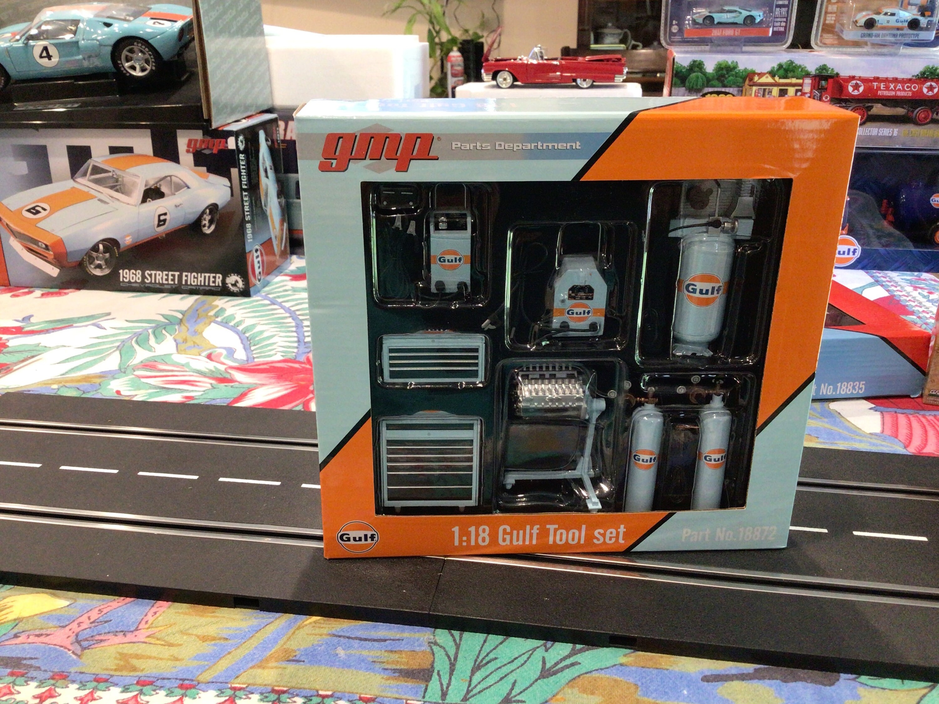 GMP Diecast 1/18 Scale Gulf Series Service Station Tool Set - Etsy