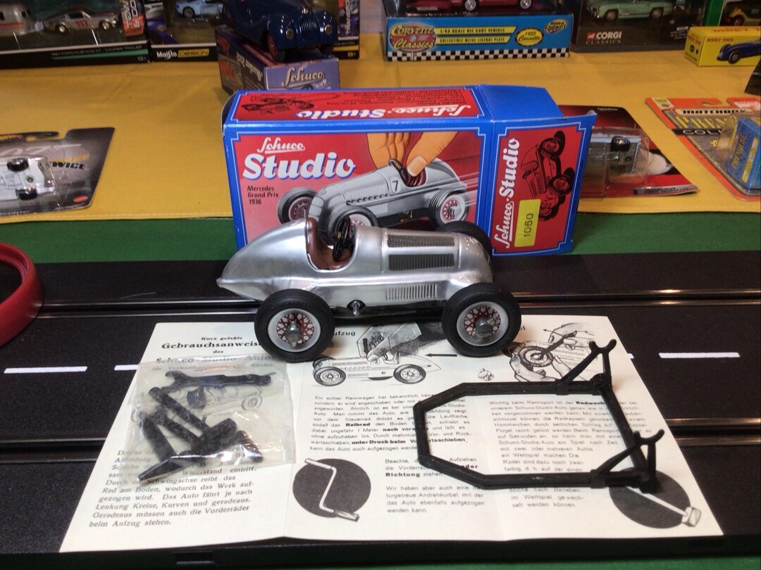 Schuco Classic Studio Ⅲ VINTAGE SCHUCO STUDIO RACE CAR WIND UP METAL CAR TOY