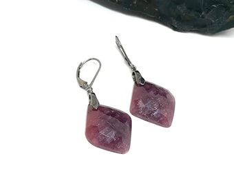 Rosa Saphir Silber Ohrringe: Zierlicher Edelstein Schmuck
