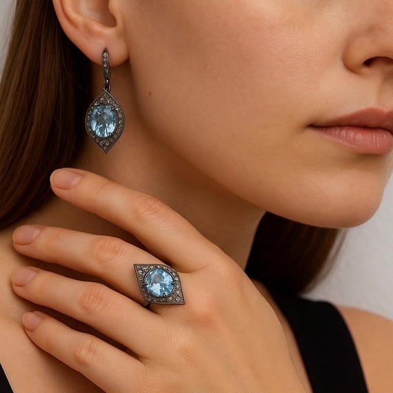 Orecchini antichi vittoriani argento e oro con diamanti e topazi blu