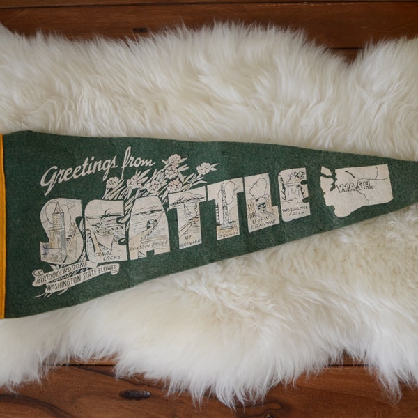 Vintage Seattle Pennant. Seattle Washington Wall Art. Felt Souvenir Pennant. Washington State. Seattle Art.