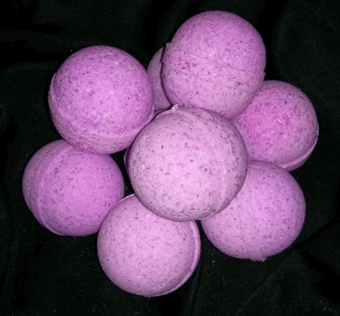 2.5 Lavender Bath Bombs 5 Oz, Wholesale Bath Bombs, Bulk Bathbombs
