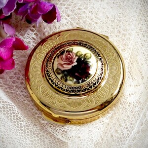 Vintage Stratton Pill Box with Tweezers, Gold Pill Container with Floral Decoration, Stratton Compact, Travel Accessory, Handbag Accessory
