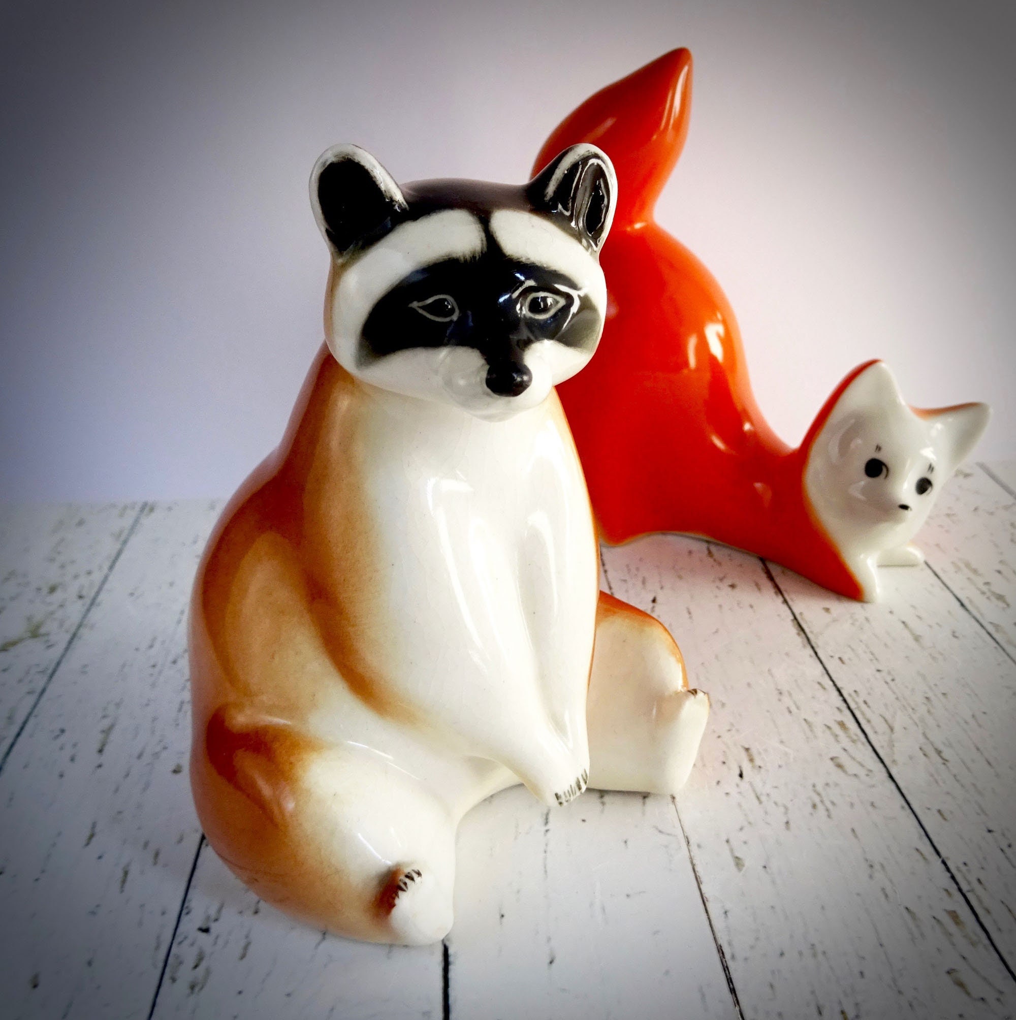 ロシアロモノーソフ陶磁器アライグマ猫